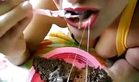 مربی در کنار استخر بالغ خود را گیفسکسی خفن لعنتی کرد