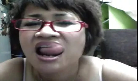 سبزه چربی توسط دو عکس های سکسی خفن متحرک نفر روی تخت لعنتی
