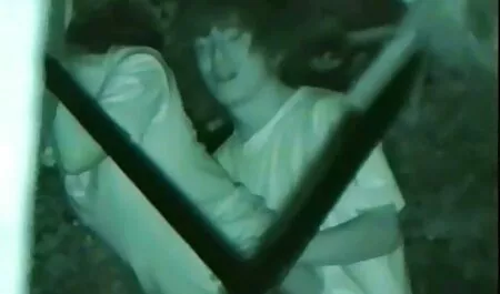پسر fucks در عکس و فیلم سکسی خفن نزدیکی همسر خواب