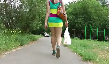 هجده ساله سبزه پس از بیدار شدن از خواب خودارضایی می عکسهای سکسی خفن متحرک کند
